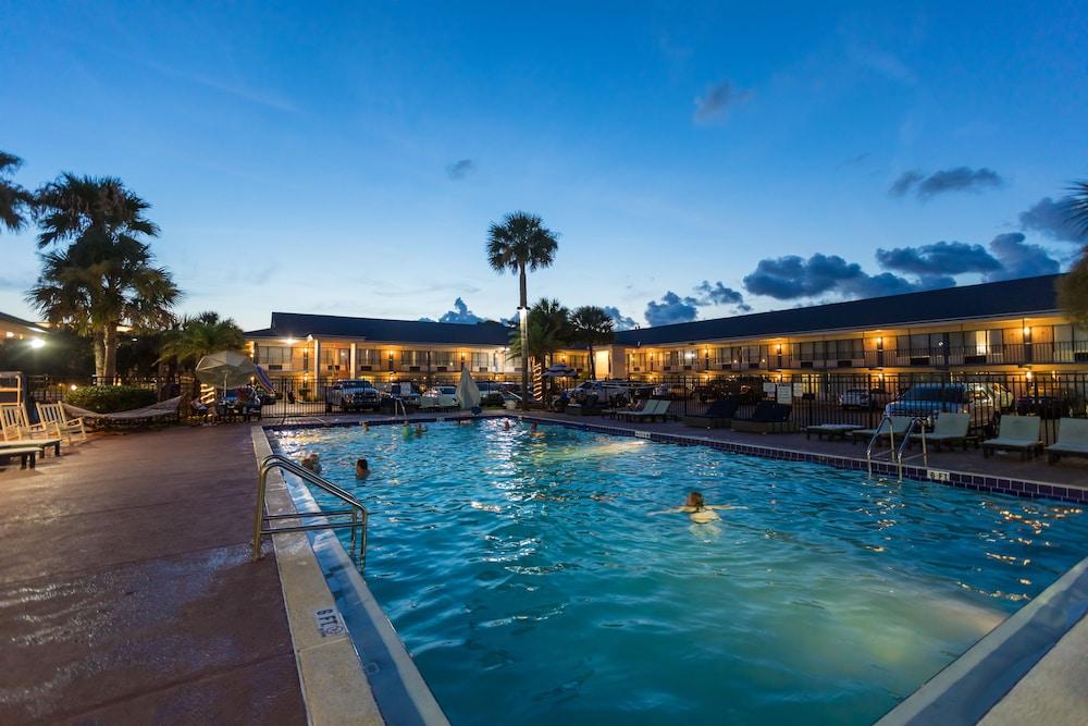 Ocean Coast Hotel At The Beach Fernandina Beach Exterior photo